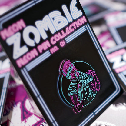 Emaille-Pin: Neon Zombie® – Neon Pin Collection Nr. 1; © Haage Medien (as „Neon Midnight®“)