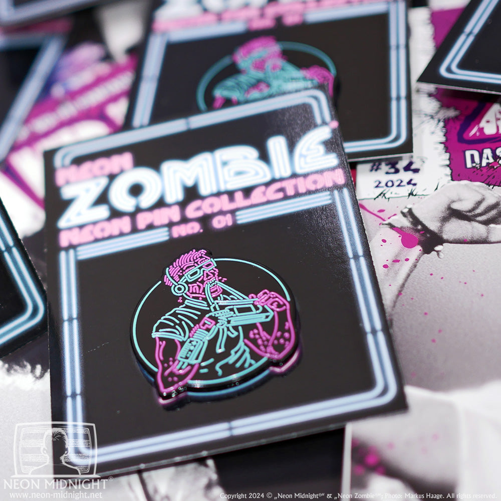 Emaille-Pin: Neon Zombie® – Neon Pin Collection Nr. 1; © Haage Medien (as „Neon Midnight®“)